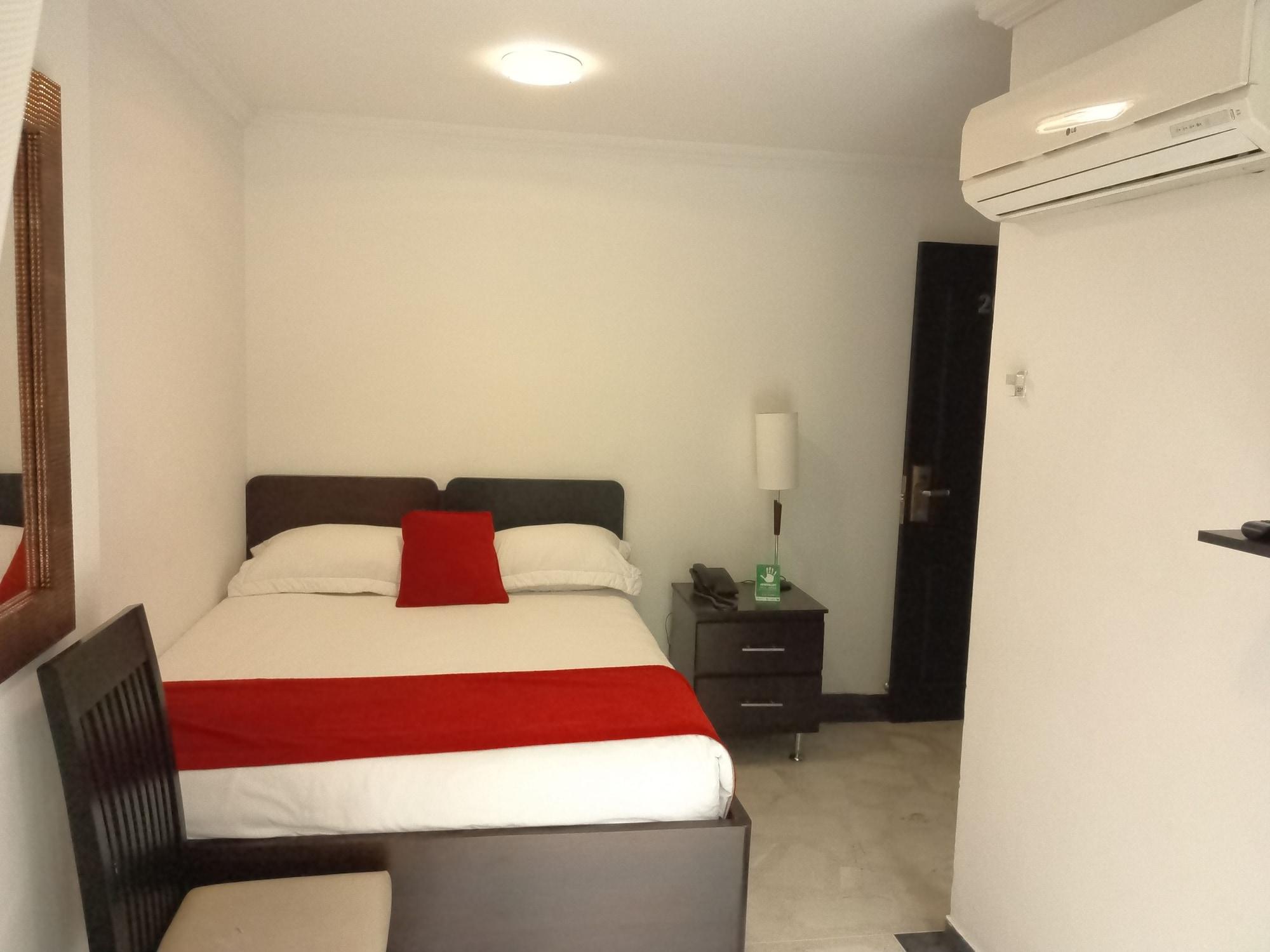 Hotel Calasanz Real Medellín Extérieur photo