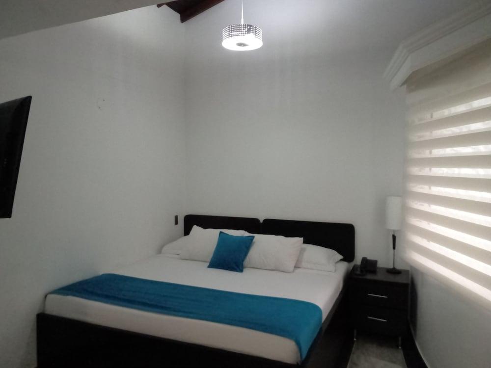 Hotel Calasanz Real Medellín Extérieur photo